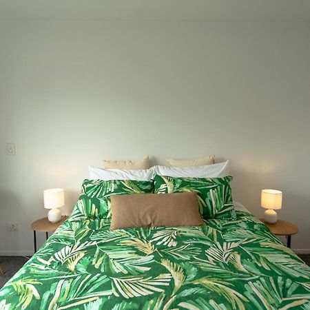 Modern 2 Bedroom Townhouse In Cbd With Parking! Sleeps 5 クライストチャーチ エクステリア 写真